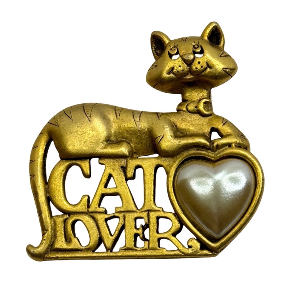 JJ Jonette Jewelry Vintage Gold Tone Cat Lover Faux Pearl Heart Brooch Pin